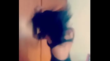 Preview 3 of Japanese Mom Cleaning Bathroom - Trans Rebolando Gostoso