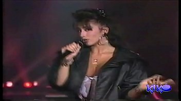Preview 2 of Bid Tits Milf - sabrinaHotGrill1988Wide
