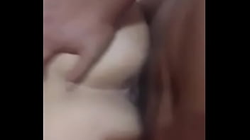 Preview 1 of Sogozando Dentro Da Coroa - De perrito le gusta