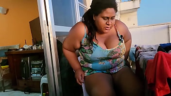 Preview 2 of Her Tasty - Sogra safada faz anal com seu genro safado logo depois de chegar na praia e geme gostoso