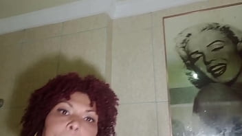 Preview 1 of Www Bip Sex - Ela achou que o cara n&atilde_o ia dar conta mas foi surpreendida