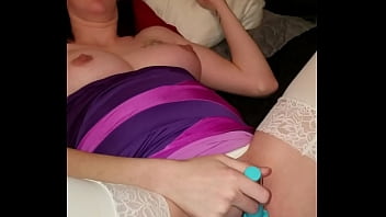Preview 1 of Omg My Mom Rip - Vibrator makes me cum so fucking hard