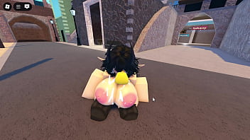 Preview 2 of Novinha Dormindo Sem Calcinha - Emma got fucked by 3 guys on the roblox whorblox street!