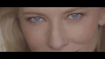 Preview 4 of Doctor Bathroom Dick Sex - SI El nuevo perfume de mujer de Giorgio Armani