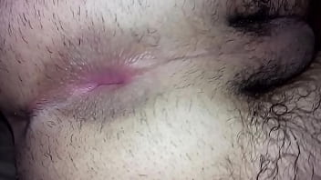 Preview 2 of First Tme Mom Amateur - Piscando meu cuzinho