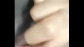 Preview 4 of Car Xxxxx Videos - Tamil aunty playing with her pussy