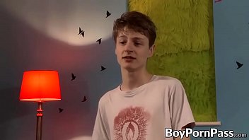 Preview 1 of Ssszzzz - Sexy ass twink getting penetrated hard by his partners cock