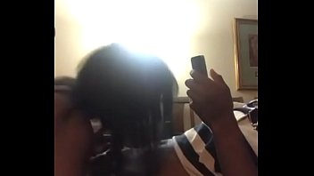 Preview 1 of Mature Lesbian Humping - Pendejos en vivo