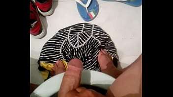 Preview 1 of Savita Bhabhi With Mantri Ji Sex - Ba&ntilde_o