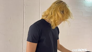 Preview 1 of Xxxvbo Ap4 - Handjob Casting - Valentin Bonett