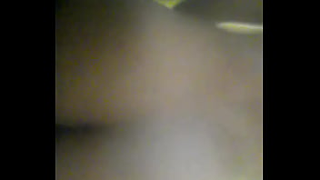 Preview 3 of Girls Showing Bra Game - En la cama con mi gran amiga