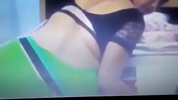 Preview 4 of Mom Jerking Maid - আপুর দুদু কত্তবড়