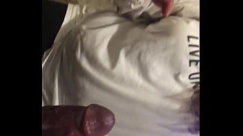 Preview 3 of Tube Porn Mangle - Oh no b.. Keep on sucking