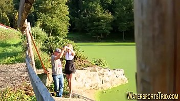 Preview 1 of Seks Ambon - Kinky pee slut fucking