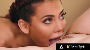 Preview 2 of 3d Birth Girl - MOMMY&#039_S GIRL - Pervert Redhead Boss MILF Lauren Phillips Wants To Fuck Her New Intern Sabina Rouge