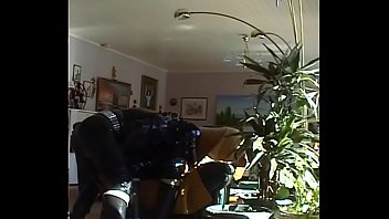 Preview 2 of Arab Dance Xxx - Roxina2003HotRubberFucktoy070403XL.WMV