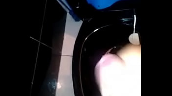 Preview 1 of Miki Garcia - Gay do whatsapp gozando pra mim