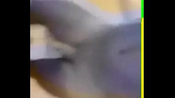 Preview 1 of Pakistani Nude Movies - Novinho da faculdade gozando pra mim