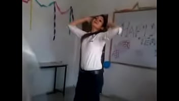Preview 2 of Glory Hole Sercerys - Indian girl dance in college low