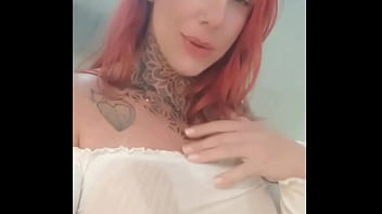 Preview 1 of Mom And Dad Fuck Baby Sitter - Ruiva gostosa provoca web com toda sua sensualidade