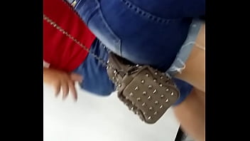 Preview 3 of Indian Pornstars With Brazilian - Bunda Gostosa Short Jeans