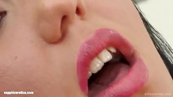 Preview 4 of Xxx Desigaegrep - Chiara Ciss masturbating on SapphiX