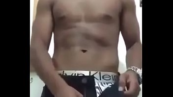 Preview 1 of Male Nipplew - Se masturbando e gozando gostoso