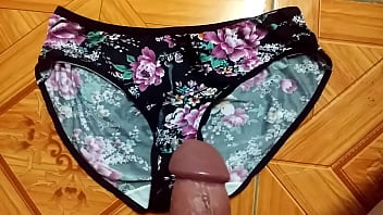 Preview 4 of Seachporn Hakha - sịp em h&agrave_ng x&oacute_m hoa l&aacute_ c&agrave_nh bắt mắt  | Cum on panties compilation the best!