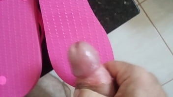 Preview 3 of Bbw And Skinny Teens - havaianas maravilha parte 2