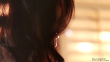Preview 1 of Ass Pantrated - Babes - SUNBEAM - Logan Drae