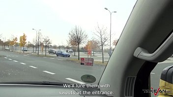 Preview 1 of Hourse Xxx Porn Video - Stupid blonde easy convinced to come in van and spread legs for big cock