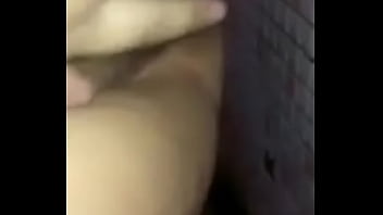 Preview 1 of Moom Dad Family Sex - Finger sa banyo