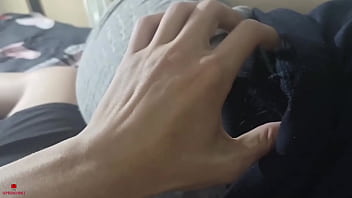 Preview 1 of Yoga Swop - Me encuentro a mi peque&ntilde_a hermanastra en mi habitaci&oacute_n y me dan ganas de follarla duro por el culo y venirme en su espalda.