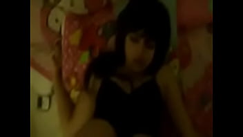 Preview 1 of Amiraha Adara Pervy - Asian amature feeling it - solsclb.com