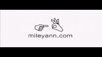 Preview 1 of Doog Fokid - novinha young dance dancing miley ann