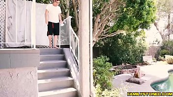 Preview 1 of Xxx Home Movi - Dane let Bree Mitchells swallow his big cock