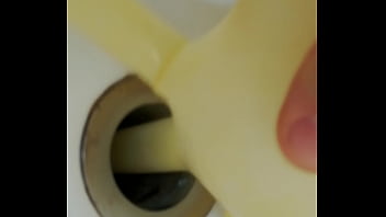 Preview 2 of Sneak On Vintage - Epic fist finger lavabo