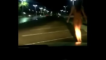 Preview 4 of Dolgun Gtlu - Exibidinha,  peladinha,  safadinha na rua...