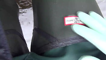 Preview 2 of Nice Massage For Elena Marcuta - brokes new waders