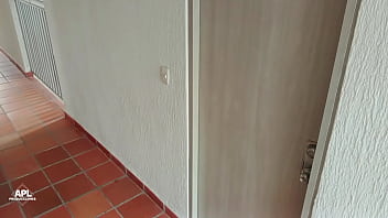 Preview 1 of Muslim Burka Mom - Cogiendome a la vecina en la casa de su marido,  la muy cachonda se traga mi leche