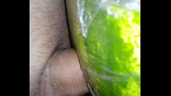 Preview 1 of Big Dud Xxx Vid - Comendo melancia