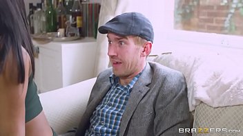 Preview 1 of Alur A Mom And Son - Brazzers - Kiki Minaj - Big Butts Like It Big