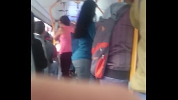 Preview 2 of Video Vp - Culona en carro