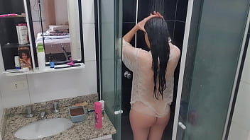 Preview 4 of Bihari Randi Chodai Sex - SAFADA COM TES&Atilde_O TOMA BANHO QUENTE E MOSTRA BUCETA