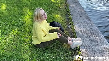 Preview 2 of Having Sex Public Place - Blonde in the park wanted fresh cock