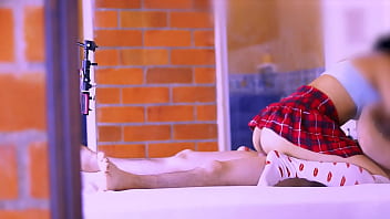 Preview 3 of Angeles Porn - La madrastra y el estudiante compartieron una risa suave en la cocina.