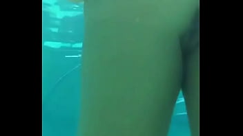 Preview 4 of Sex Hd Pon Vedio - Emily Dias peladinha dentro da piscina