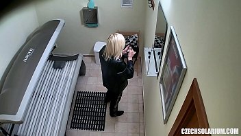 Preview 4 of Madre En Espa Ol - Slow Pussy Masturbation in Public Solarium