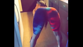 Preview 2 of Doctor Client - Honeymoe ass shake twerk