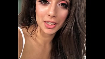 Preview 1 of Lesbin Mms - Jynx Maze - puke blowjob part 1